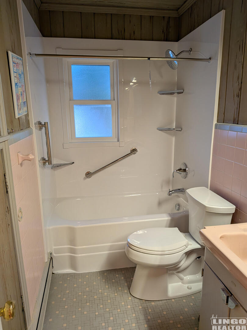 unnamed 34 PENNSYLVANIA AVENUE Rental Property unnamed 34 PENNSYLVANIA AVENUE Rental Property