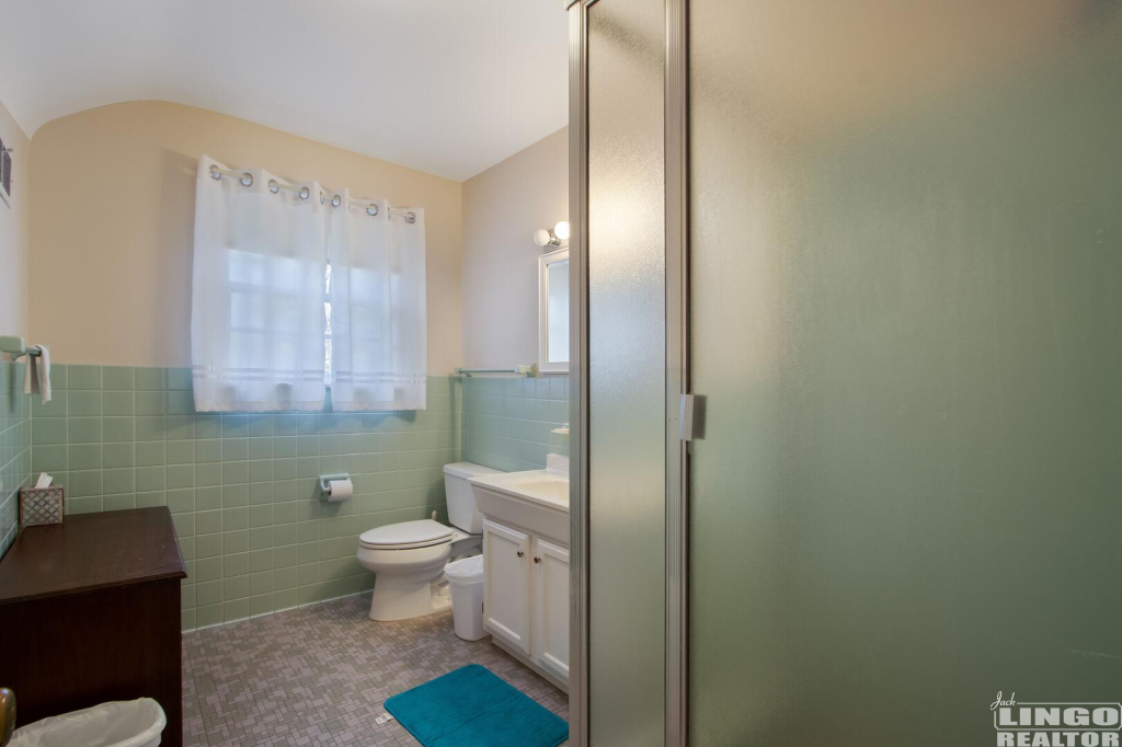 img_9878 38 ROLLING ROAD Rental Property img_9878 38 ROLLING ROAD Rental Property