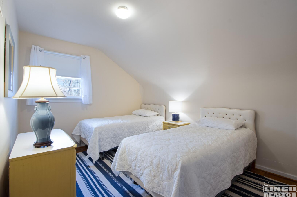 img_9884 38 ROLLING ROAD Rental Property img_9884 38 ROLLING ROAD Rental Property