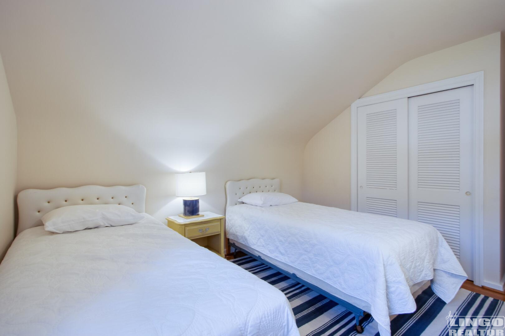 img_9887 38 ROLLING ROAD Rental Property img_9887 38 ROLLING ROAD Rental Property