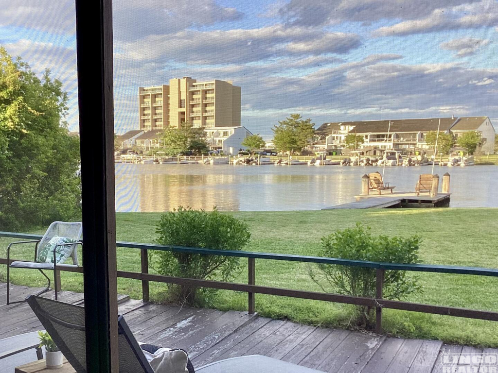 IMG_4084 37 HOLLY ROAD Rental Property IMG_4084 37 HOLLY ROAD Rental Property