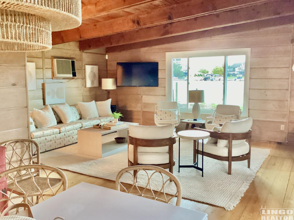 IMG_4111 37 HOLLY ROAD Rental Property IMG_4111 37 HOLLY ROAD Rental Property