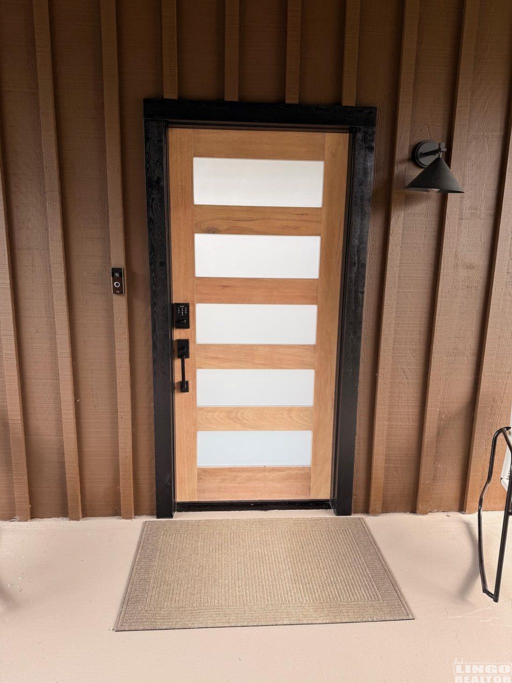 IMG_9759 37 HOLLY ROAD Rental Property IMG_9759 37 HOLLY ROAD Rental Property