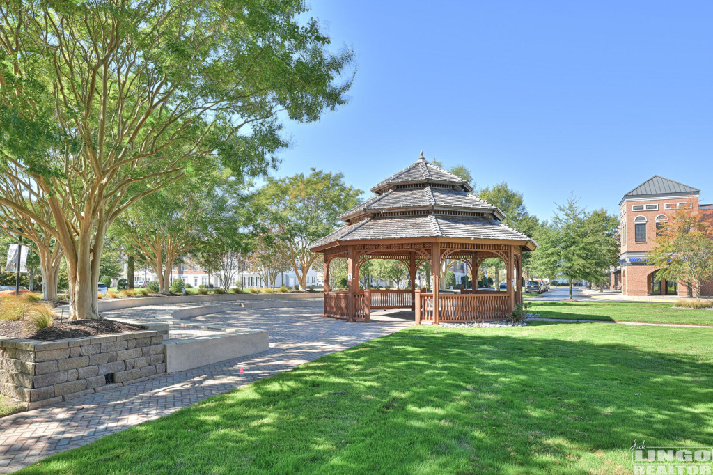 17388+N+Village+Main+28+Gazebo+1 17388 N Village Main Blvd #28 Rental Property