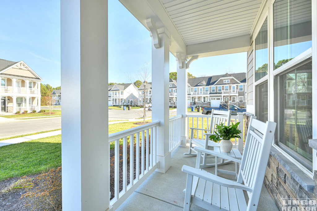 322+BayBerry+Front+Porch 322 Bayberry Drive Rental Property