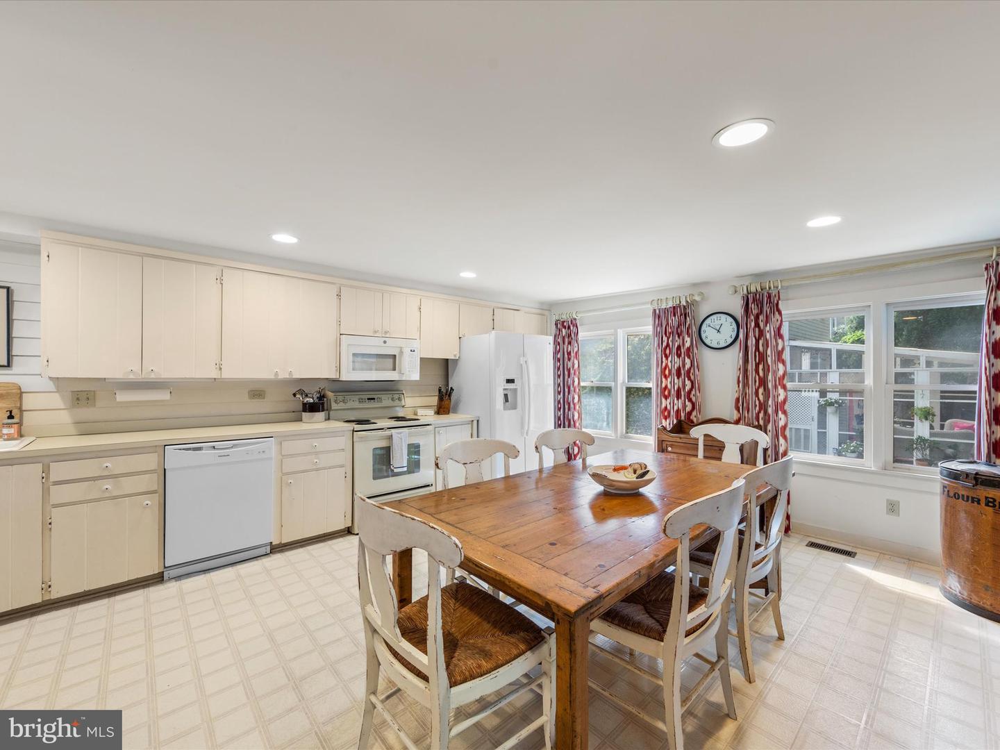 DESU2071878-803402945240-2024-10-04-14-36-50 25 Pennsylvania Ave | Rehoboth Beach, DE Real Estate For Sale | MLS# Desu2071878  - Jack Lingo REALTOR