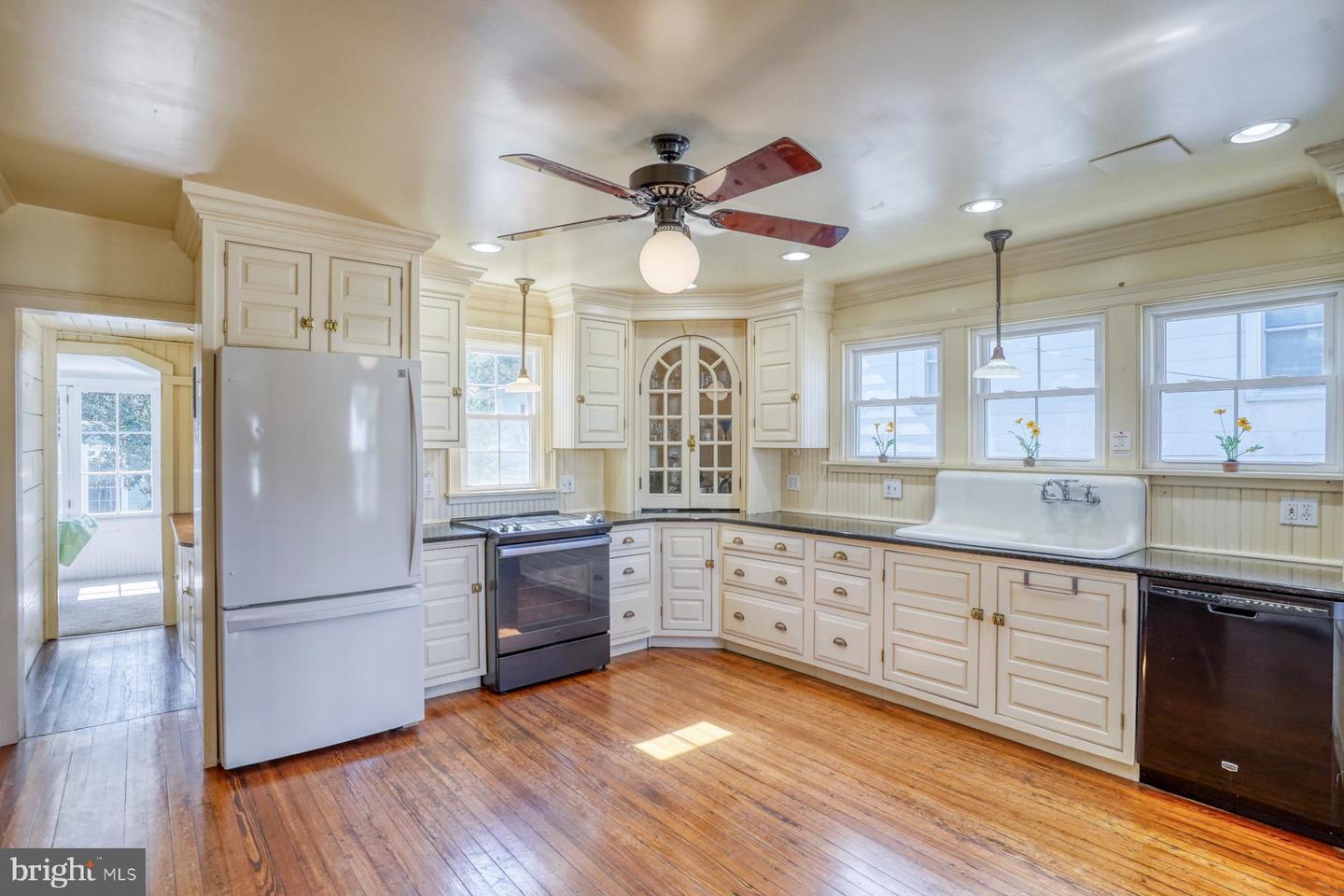 DESU2073058-803440902412-2024-10-25-00-14-58 6 New Castle St | Rehoboth Beach, DE Real Estate For Sale | MLS# Desu2073058  - Jack Lingo REALTOR