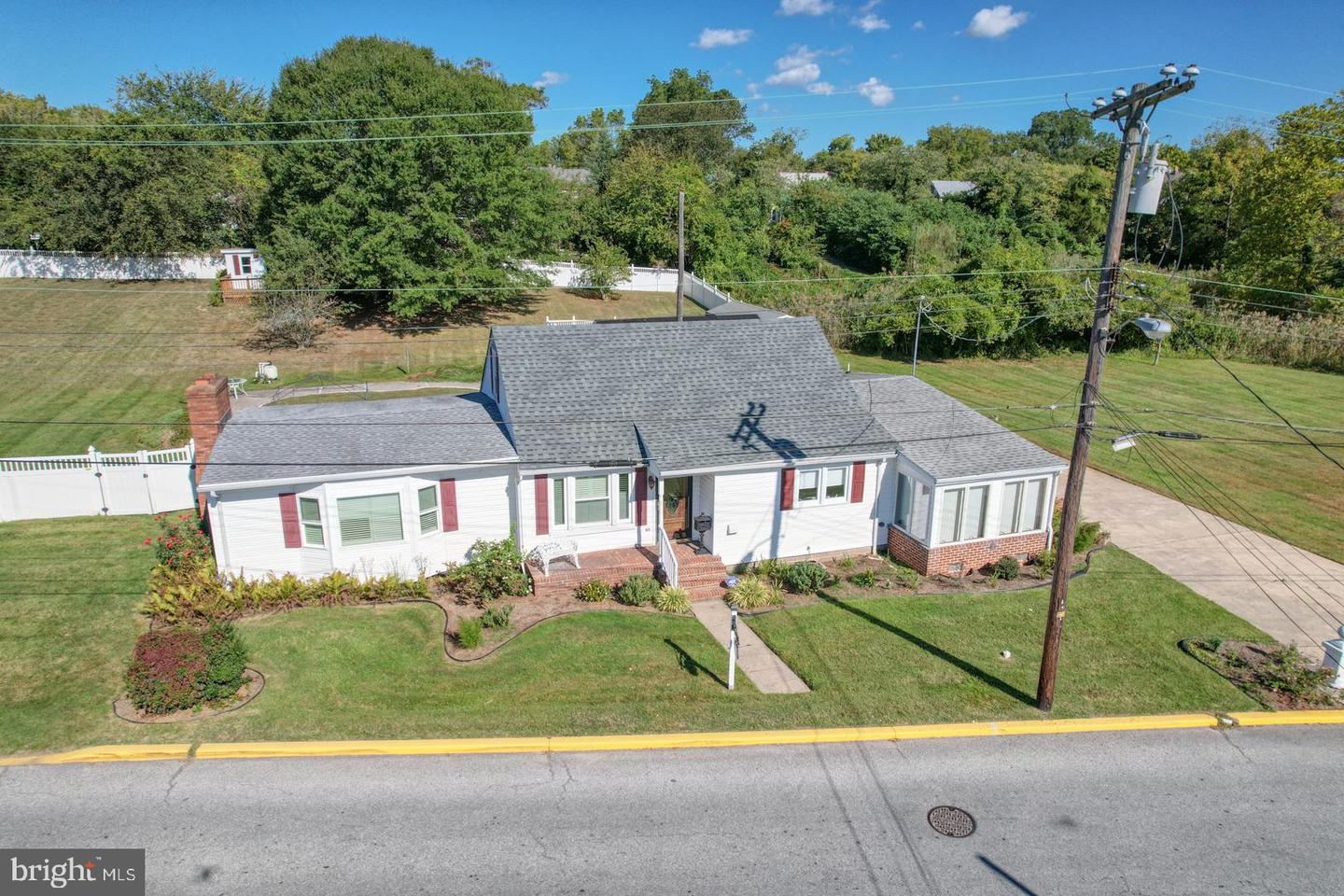 DESU2077596-803591679436-2025-01-23-15-03-21 113 Magnolia St | Milton, DE Real Estate For Sale | MLS# Desu2077596  - Jack Lingo REALTOR